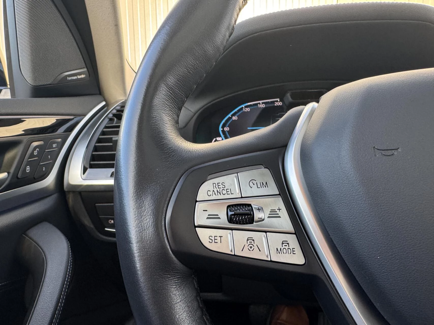 Hoofdafbeelding BMW iX3