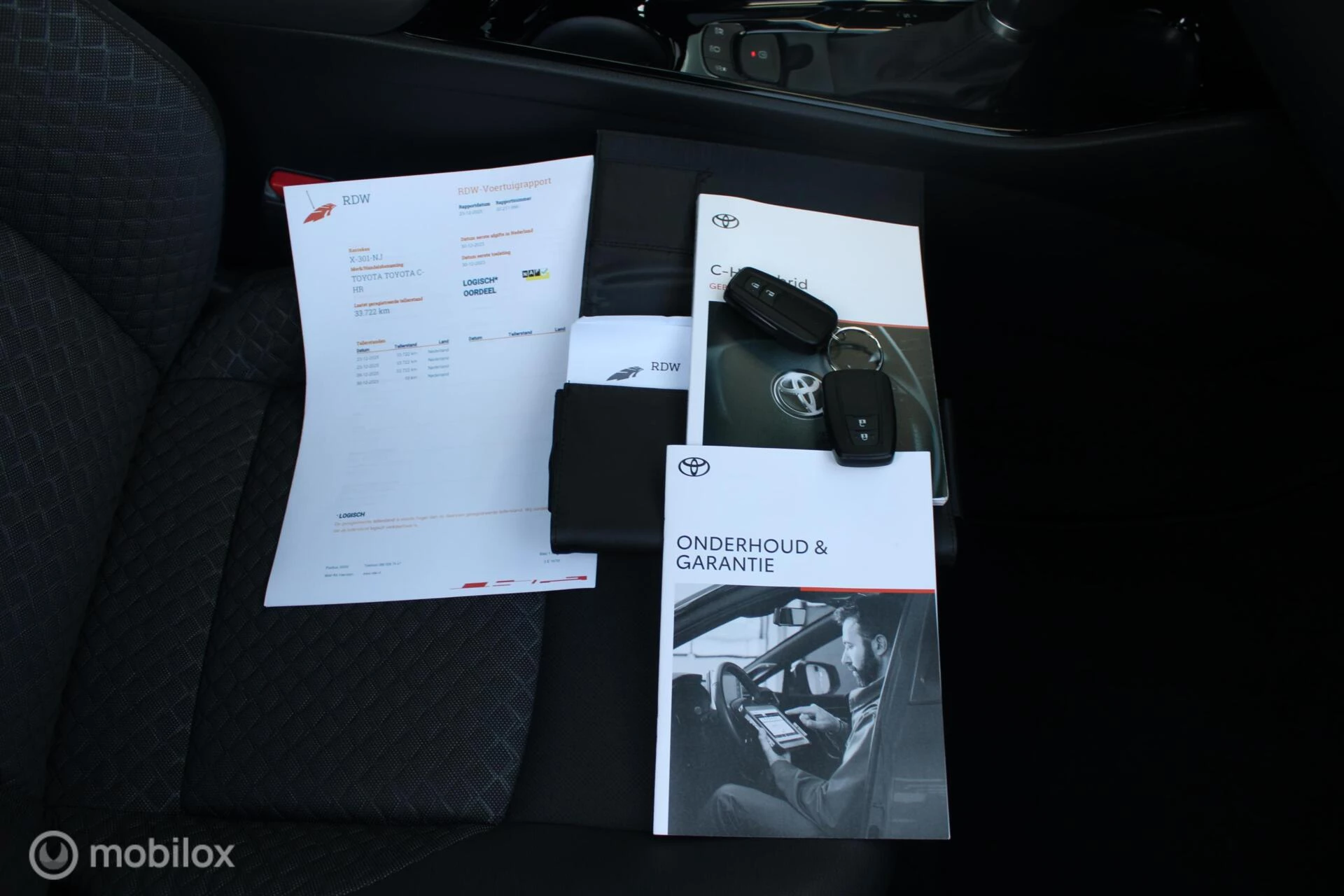 Hoofdafbeelding Toyota C-HR