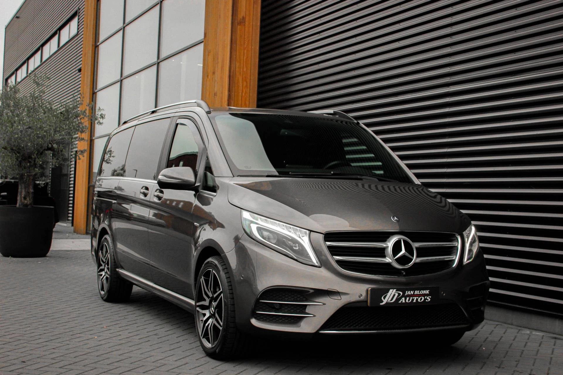 Hoofdafbeelding Mercedes-Benz V-Klasse