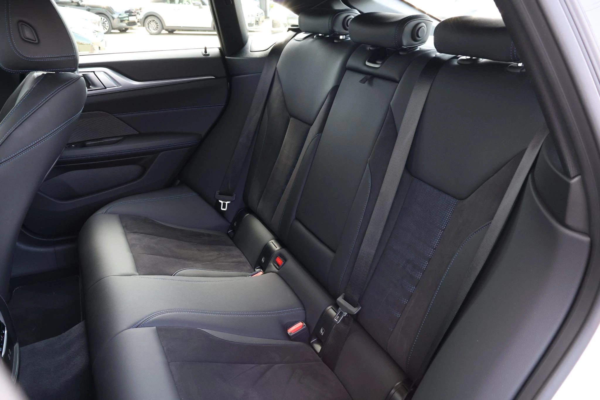 Hoofdafbeelding BMW i4