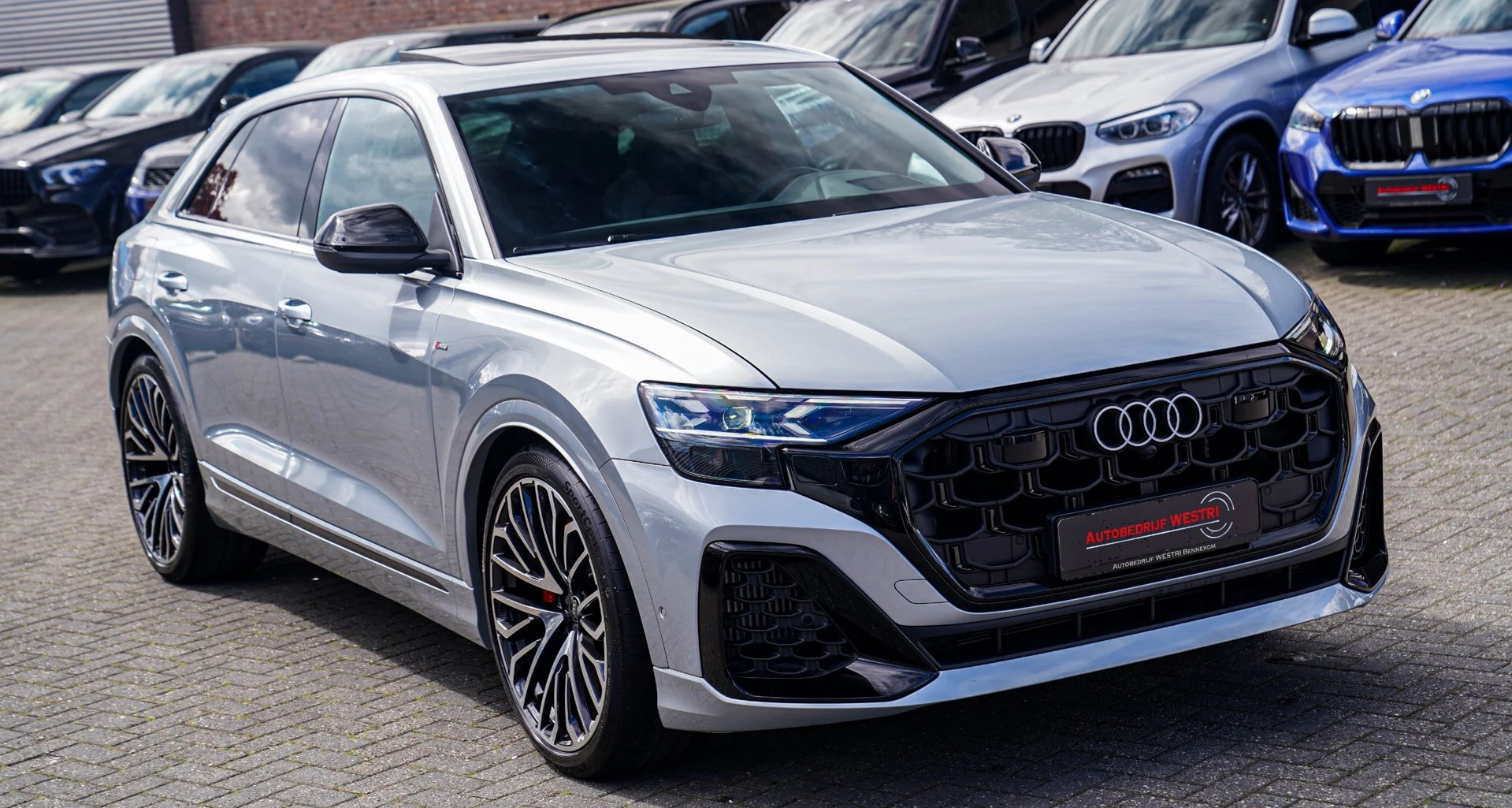 Hoofdafbeelding Audi Q8