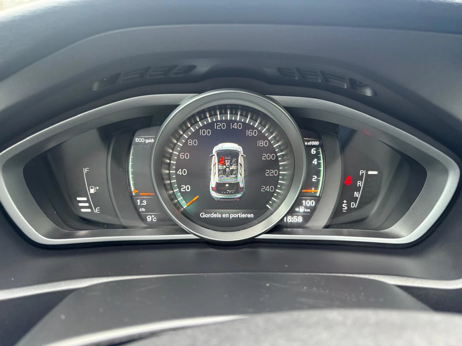 Hoofdafbeelding Volvo V40