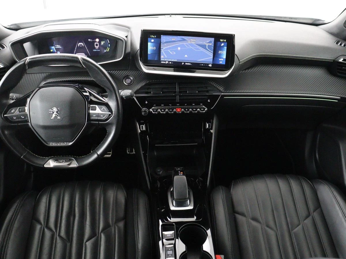 Hoofdafbeelding Peugeot e-2008