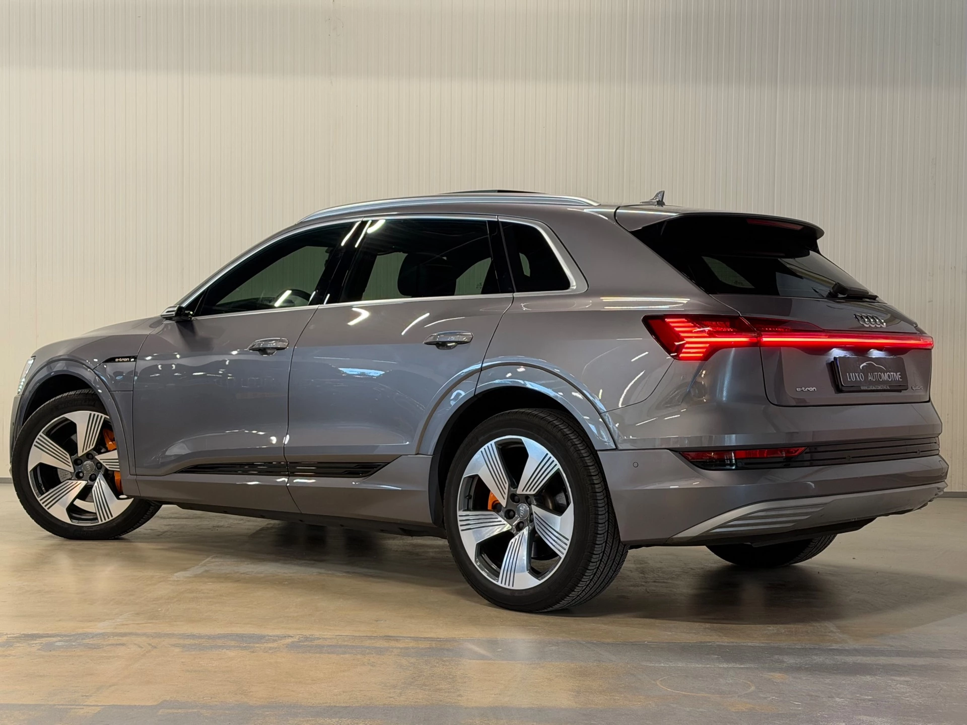 Hoofdafbeelding Audi e-tron
