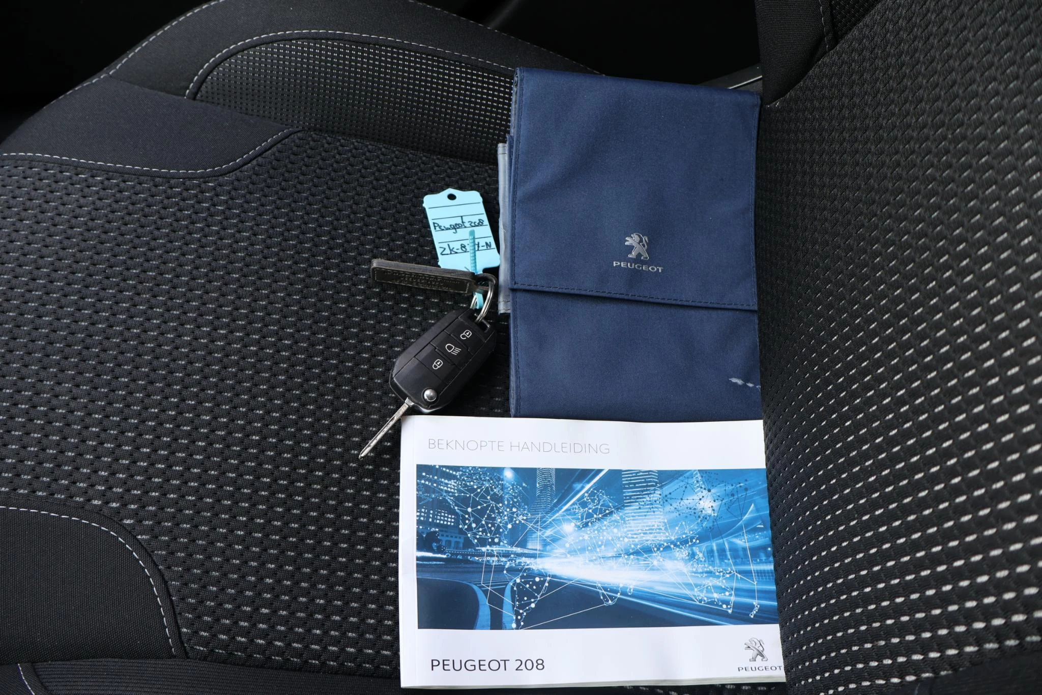 Hoofdafbeelding Peugeot 208