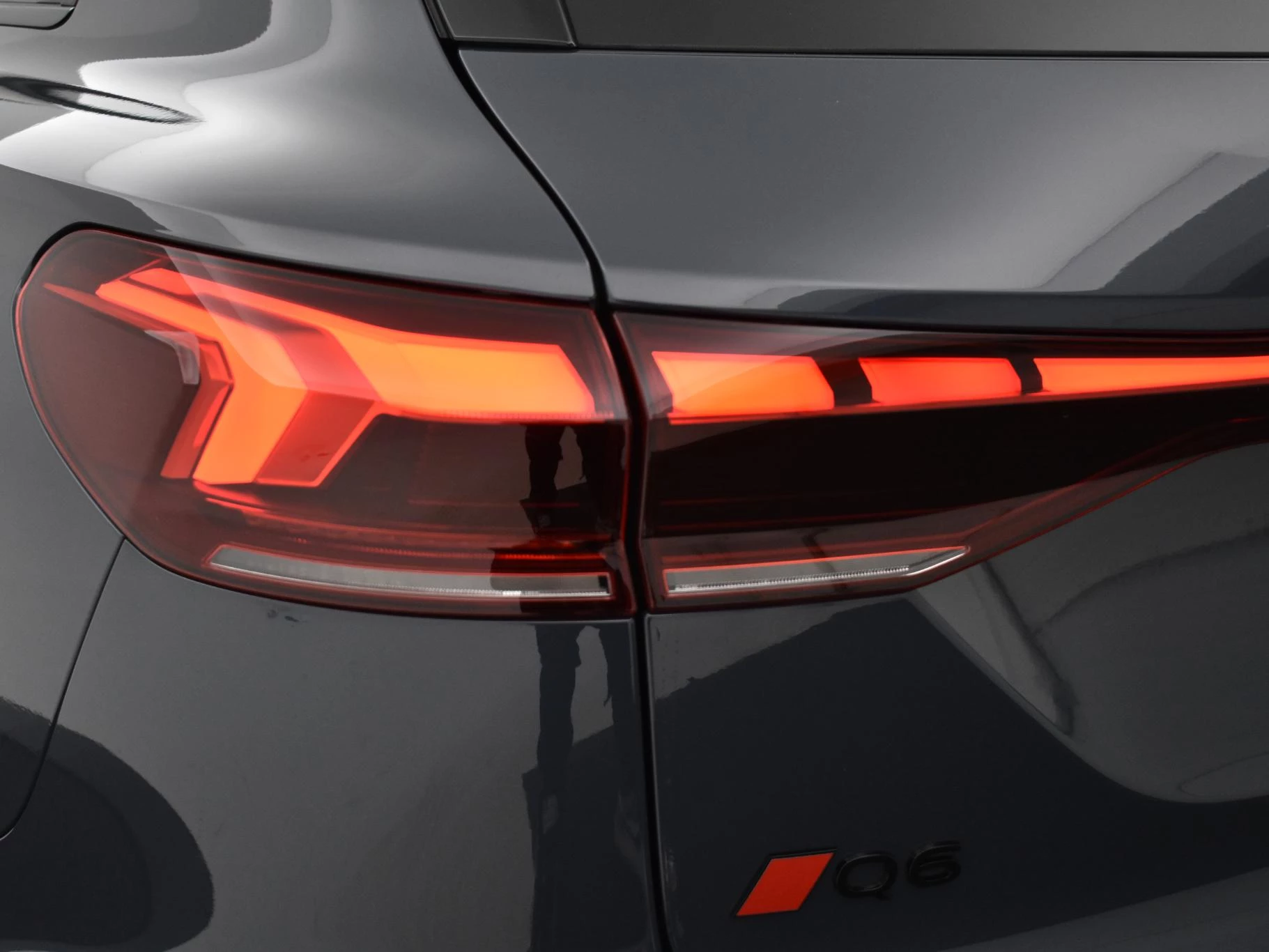 Hoofdafbeelding Audi Q6 e-tron