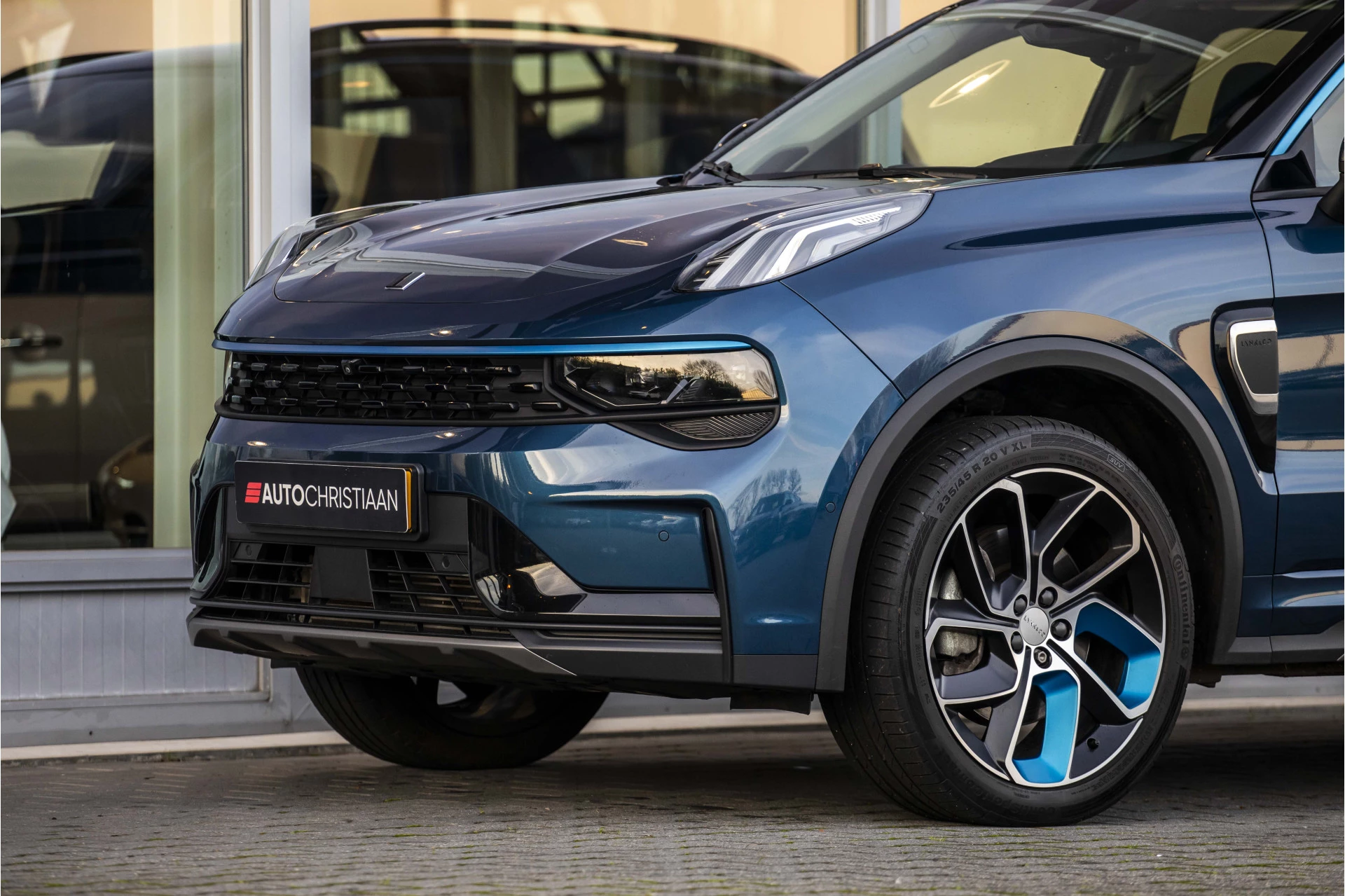 Hoofdafbeelding Lynk & Co 01