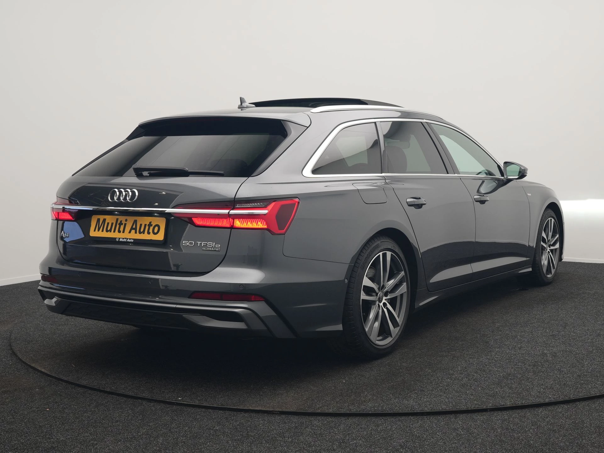 Hoofdafbeelding Audi A6