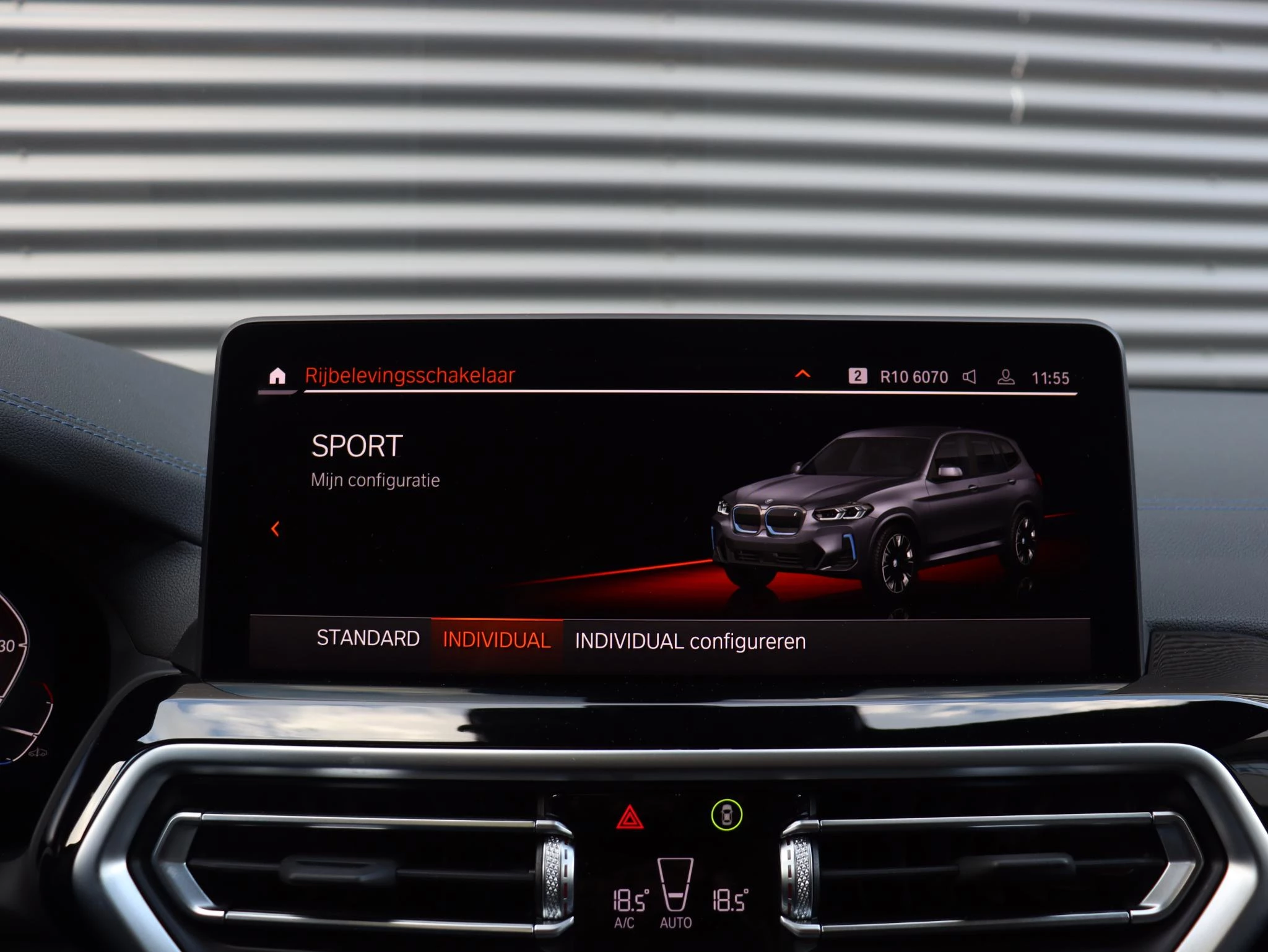 Hoofdafbeelding BMW iX3