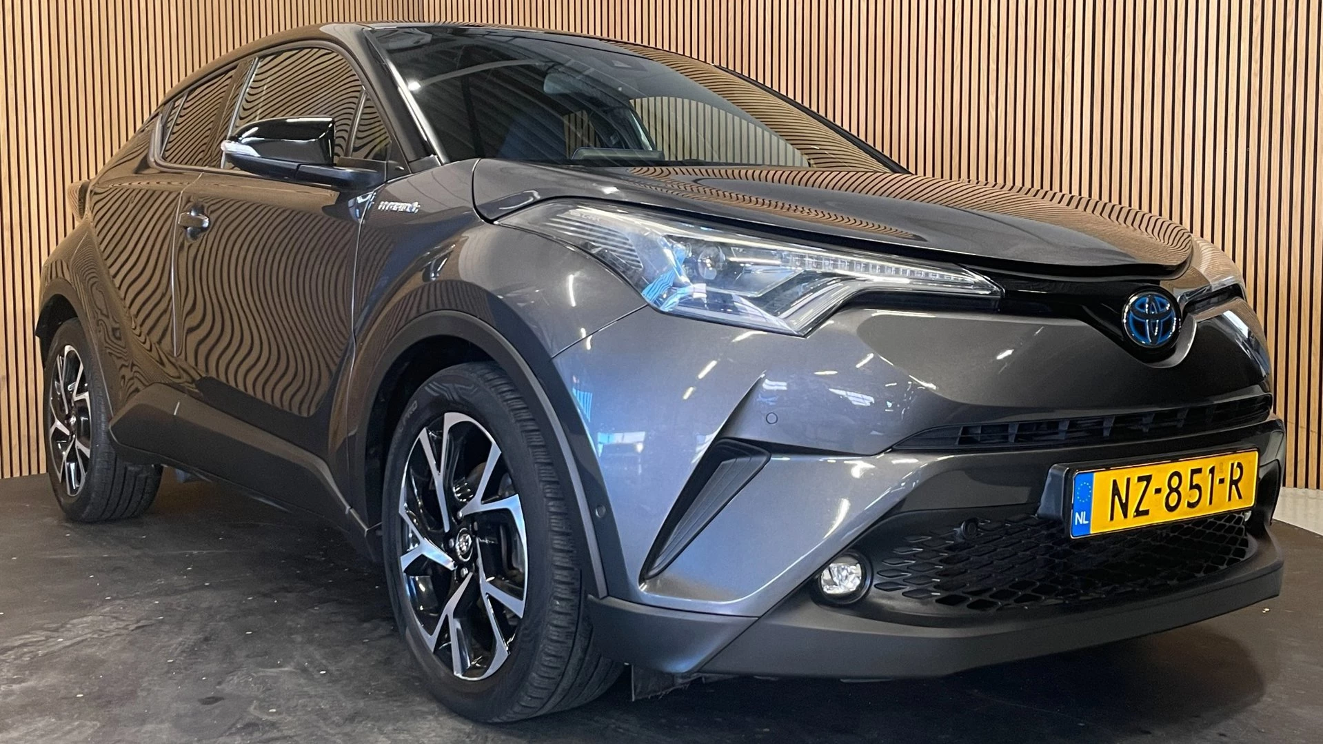 Hoofdafbeelding Toyota C-HR