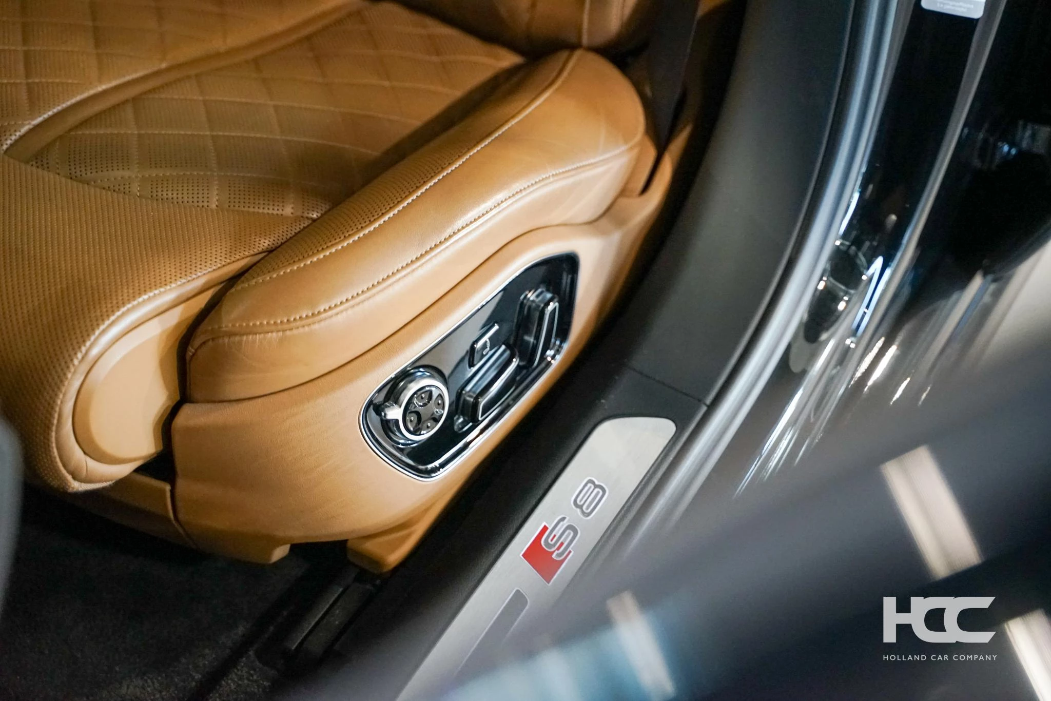 Hoofdafbeelding Audi S8