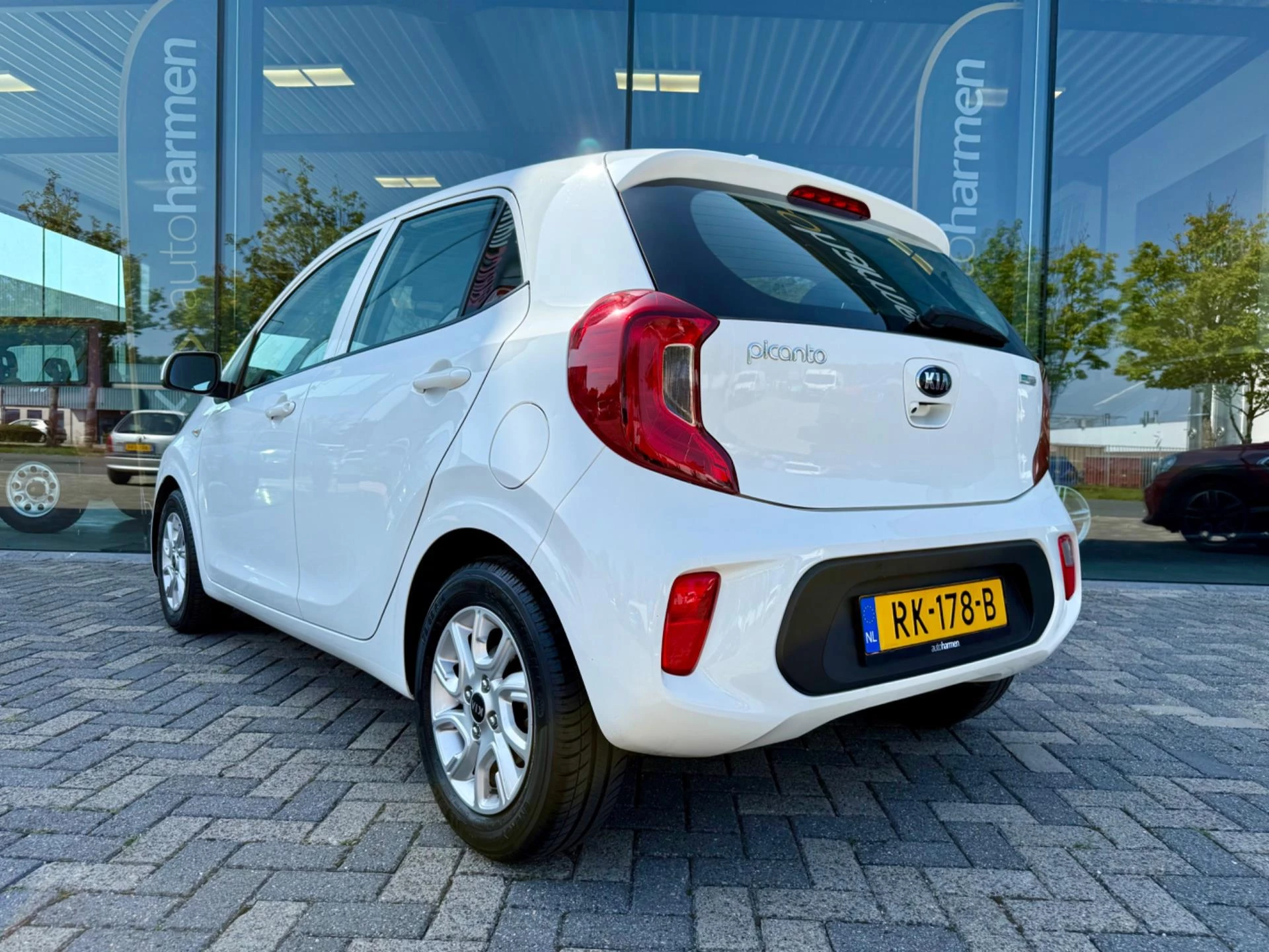 Hoofdafbeelding Kia Picanto
