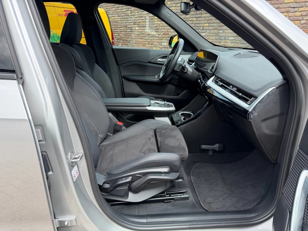 Hoofdafbeelding BMW iX1