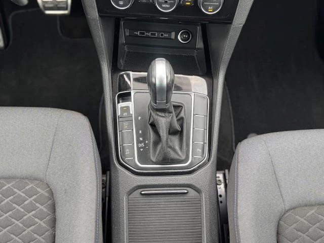 Hoofdafbeelding Volkswagen Golf Sportsvan