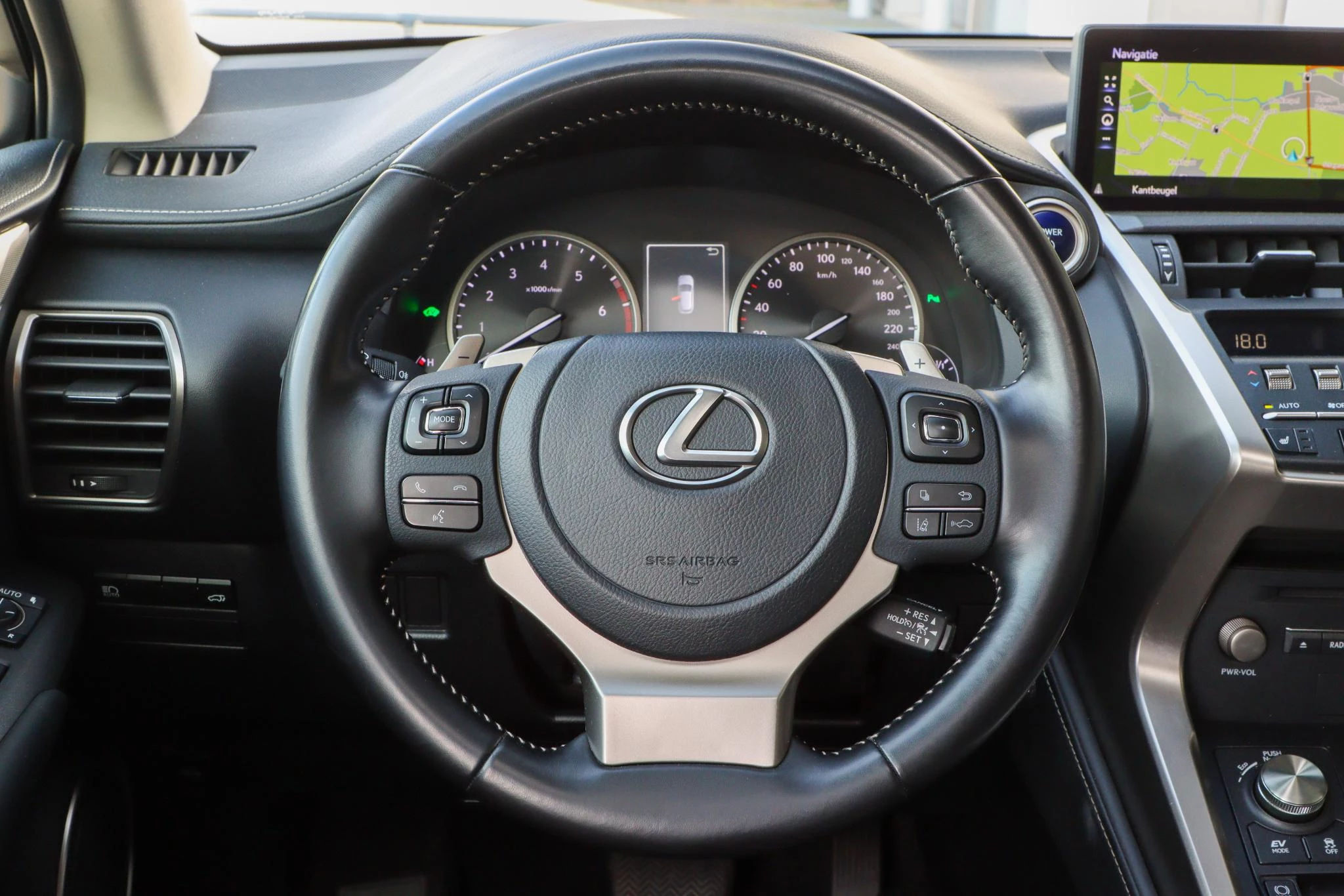 Hoofdafbeelding Lexus NX