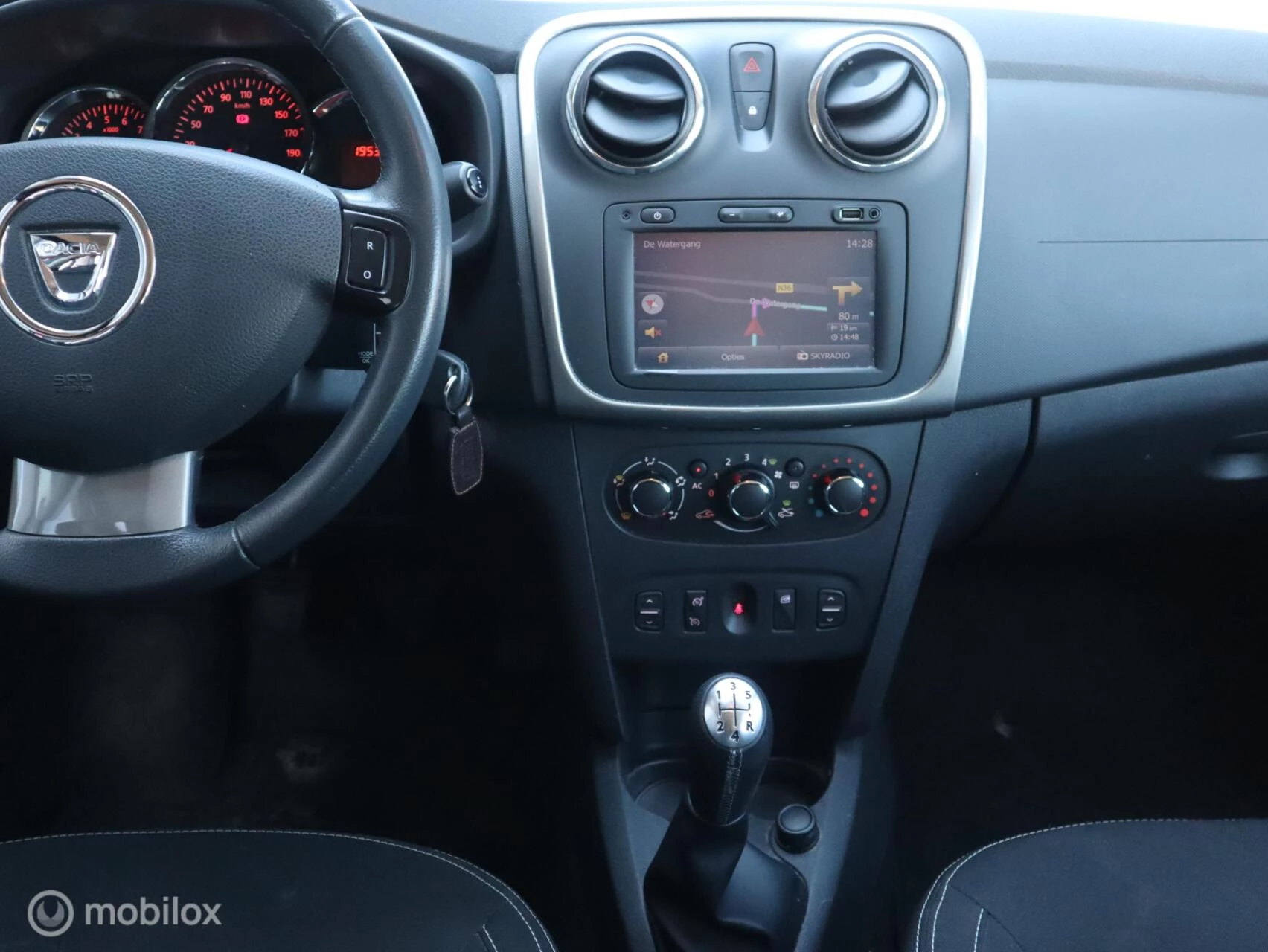 Hoofdafbeelding Dacia Logan
