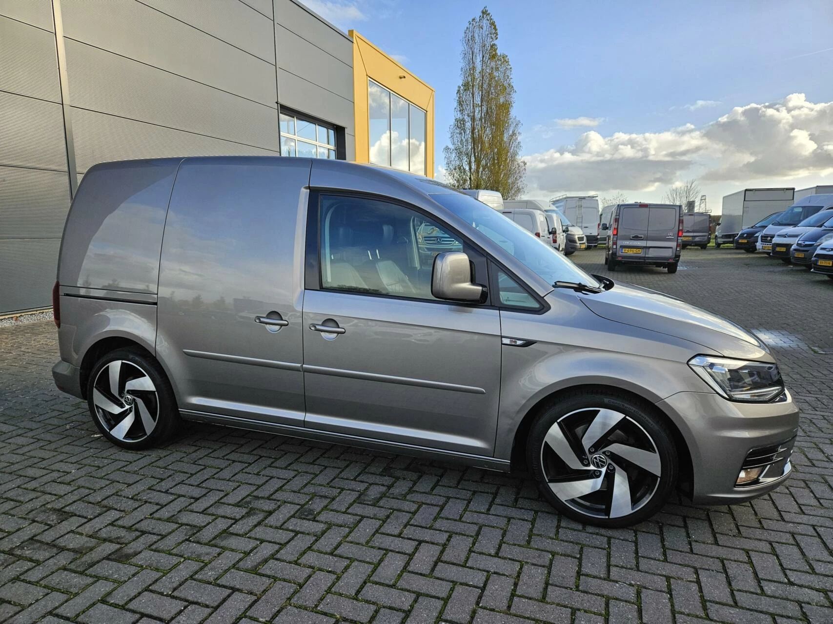 Hoofdafbeelding Volkswagen Caddy