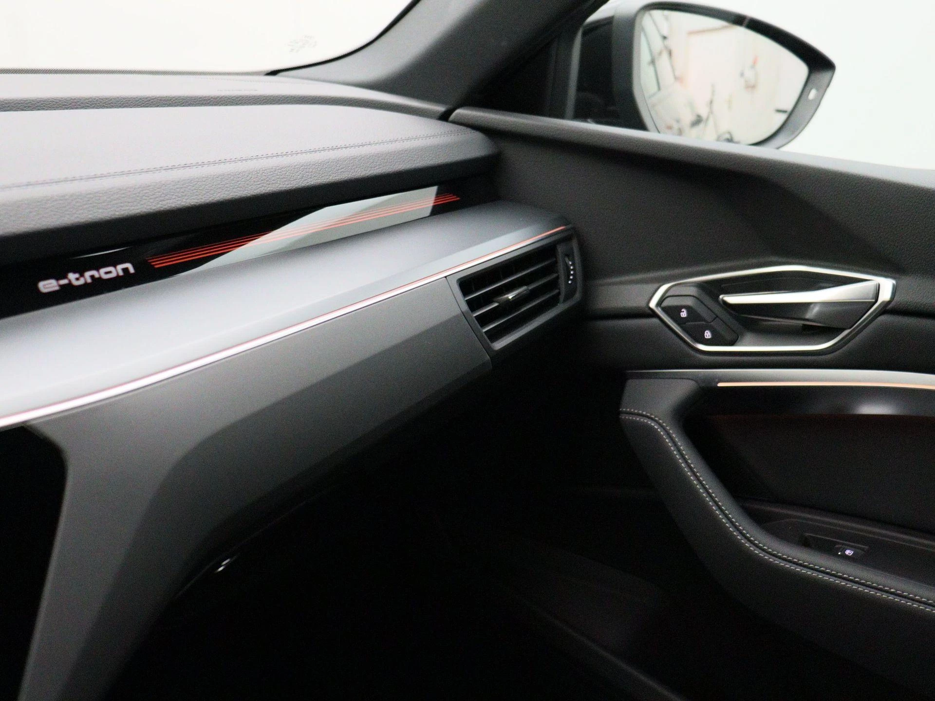 Hoofdafbeelding Audi Q8 e-tron