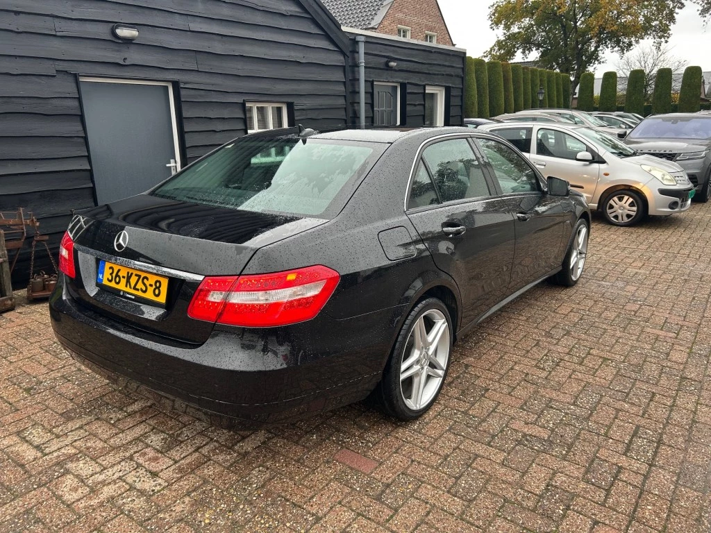 Hoofdafbeelding Mercedes-Benz 200