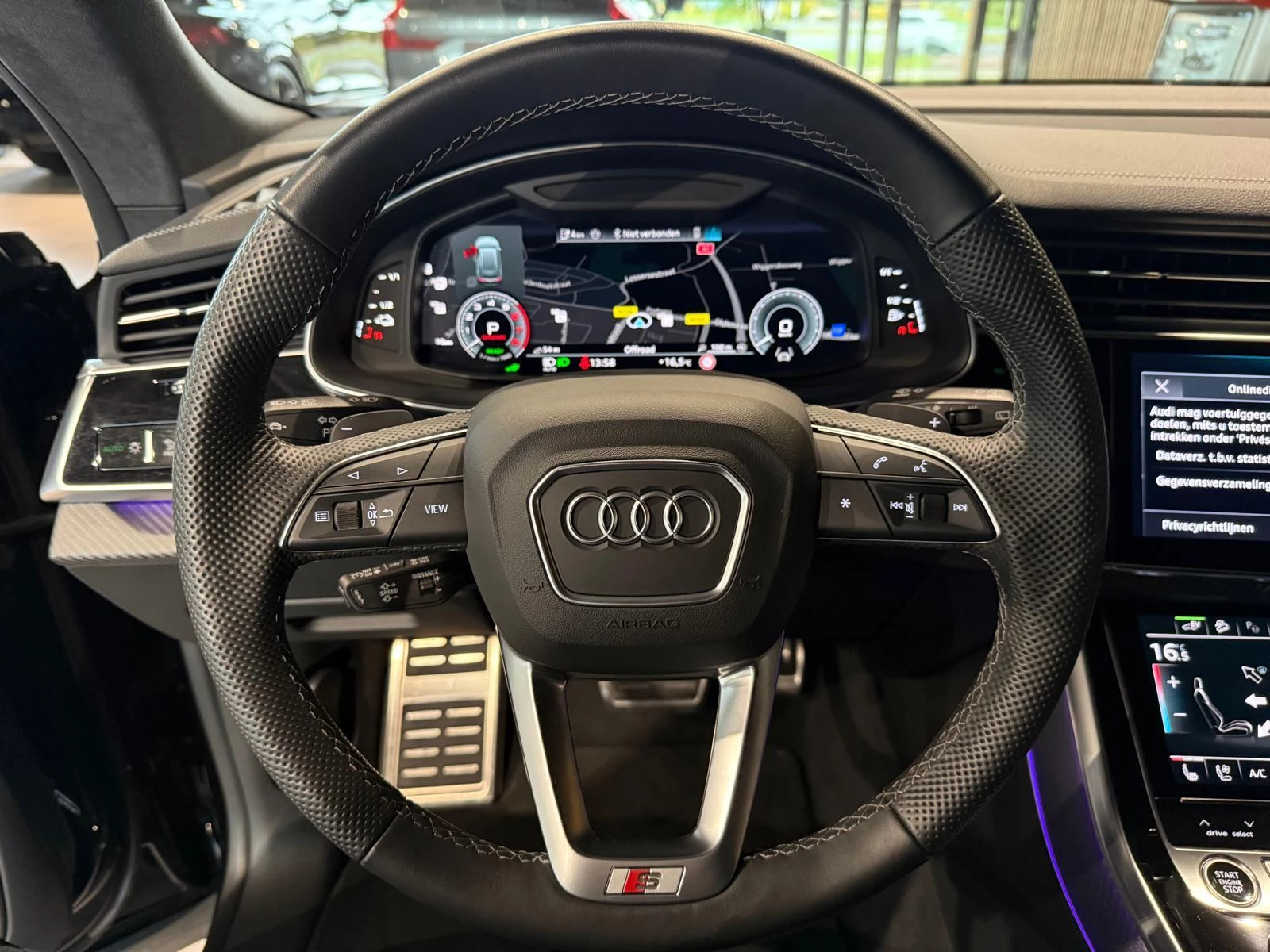 Hoofdafbeelding Audi Q8