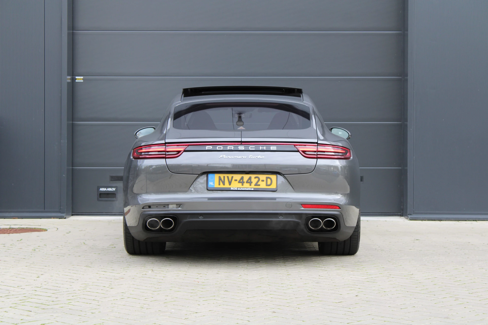 Hoofdafbeelding Porsche Panamera