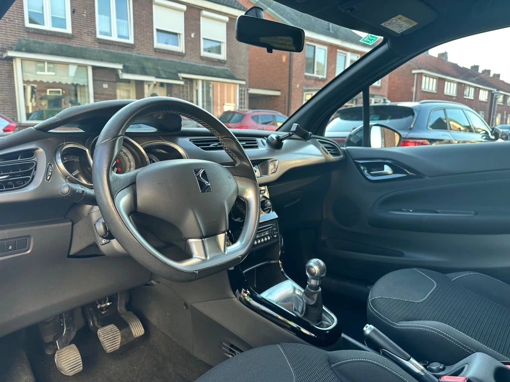 Hoofdafbeelding DS DS 3