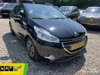 Peugeot 208 1.2 VTi Envy,Airco,5drs,p.sensor,cruise