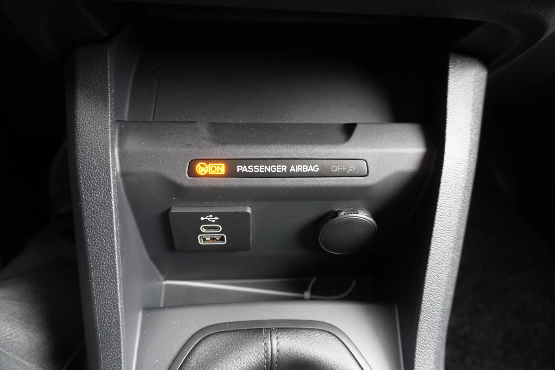 Hoofdafbeelding Ford Transit Courier