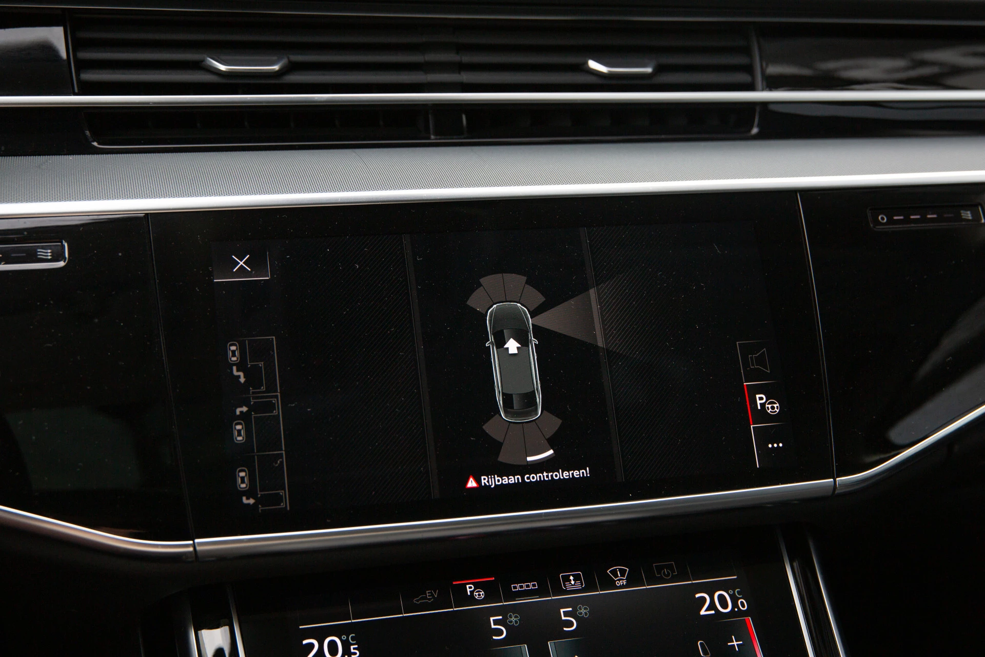Hoofdafbeelding Audi A8