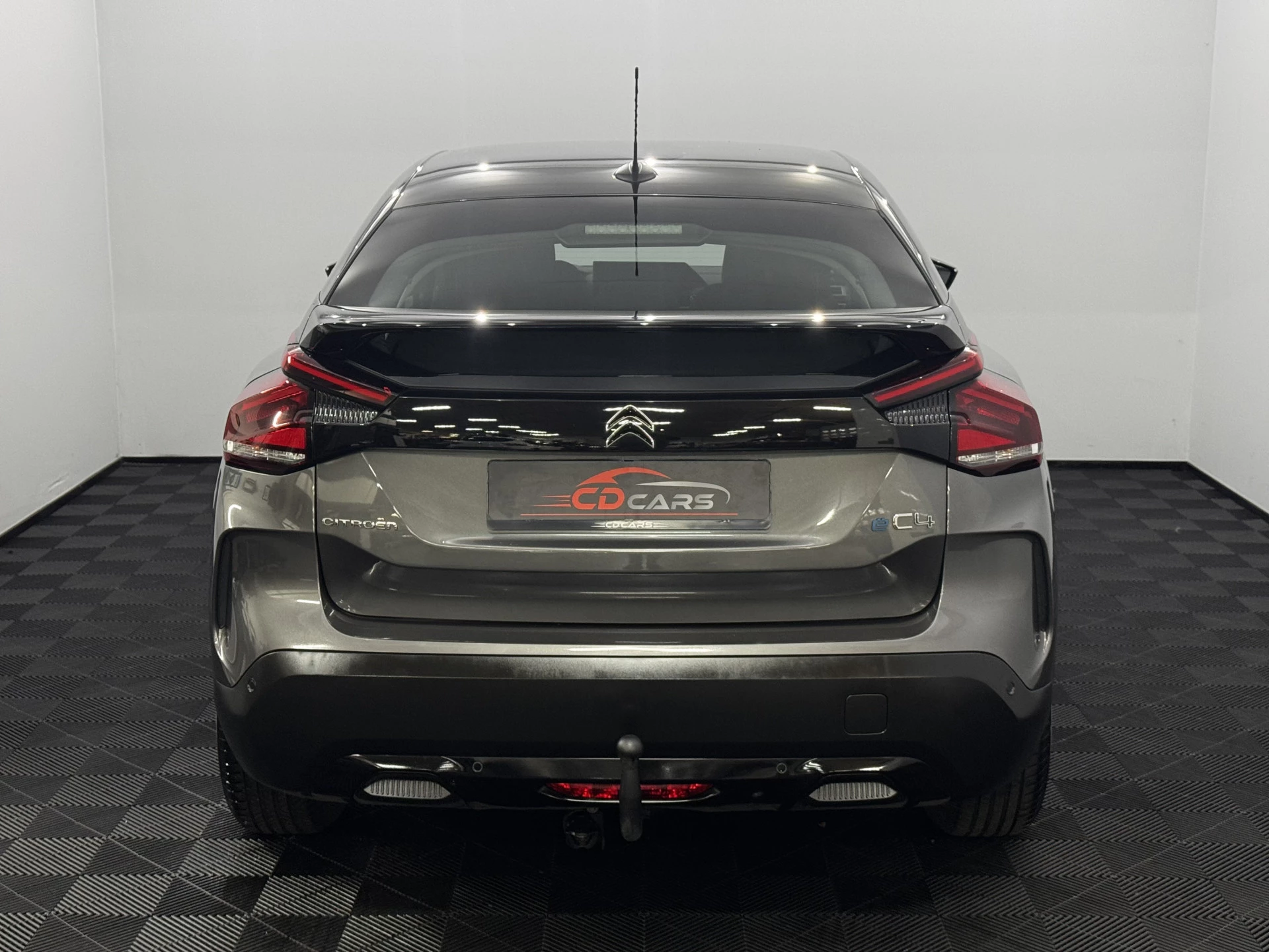 Hoofdafbeelding Citroën ë-C4