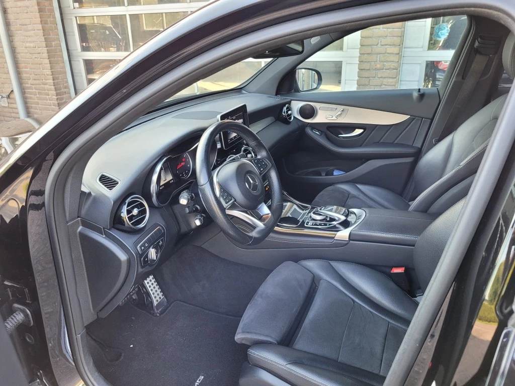Hoofdafbeelding Mercedes-Benz GLC