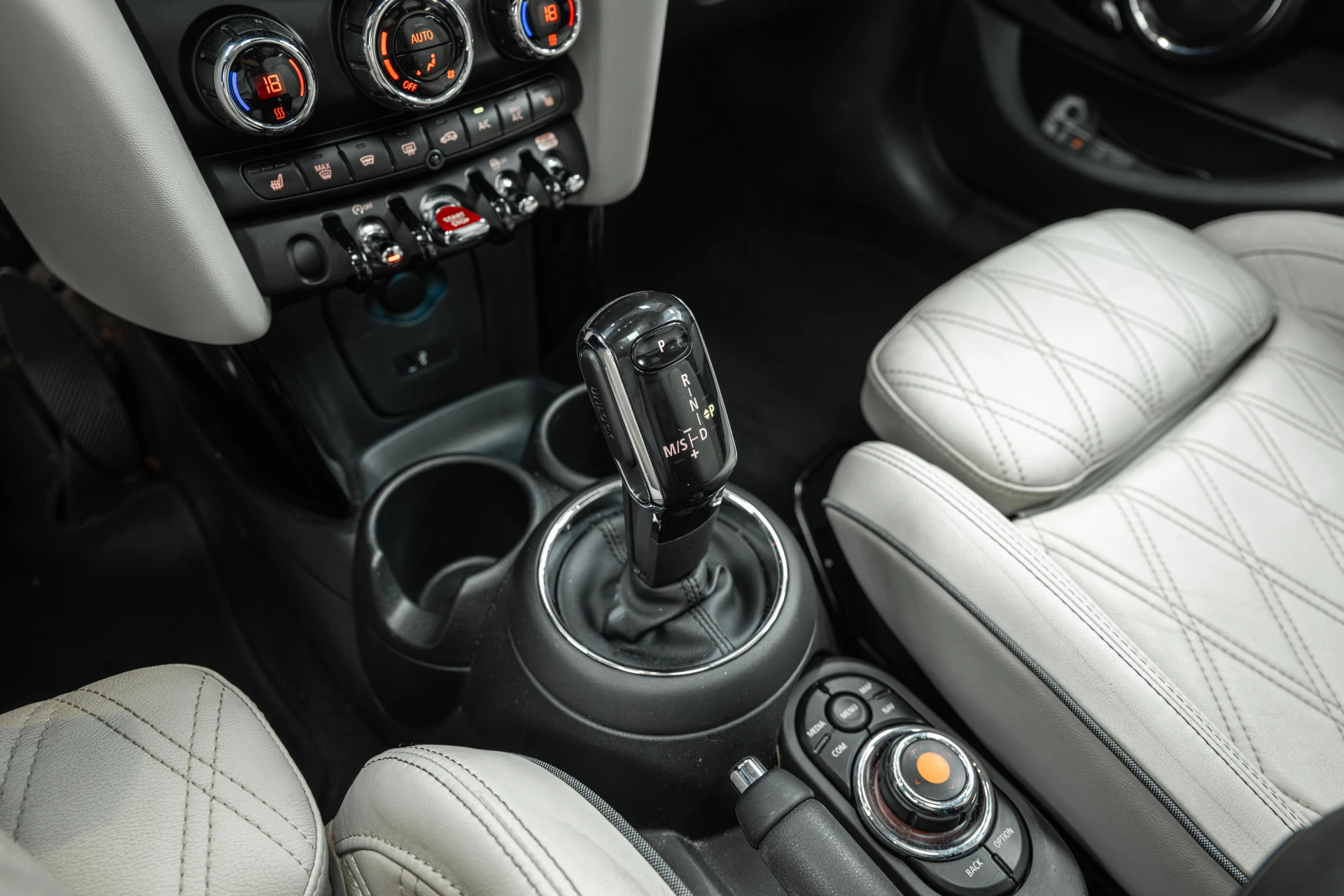 Hoofdafbeelding MINI Cooper