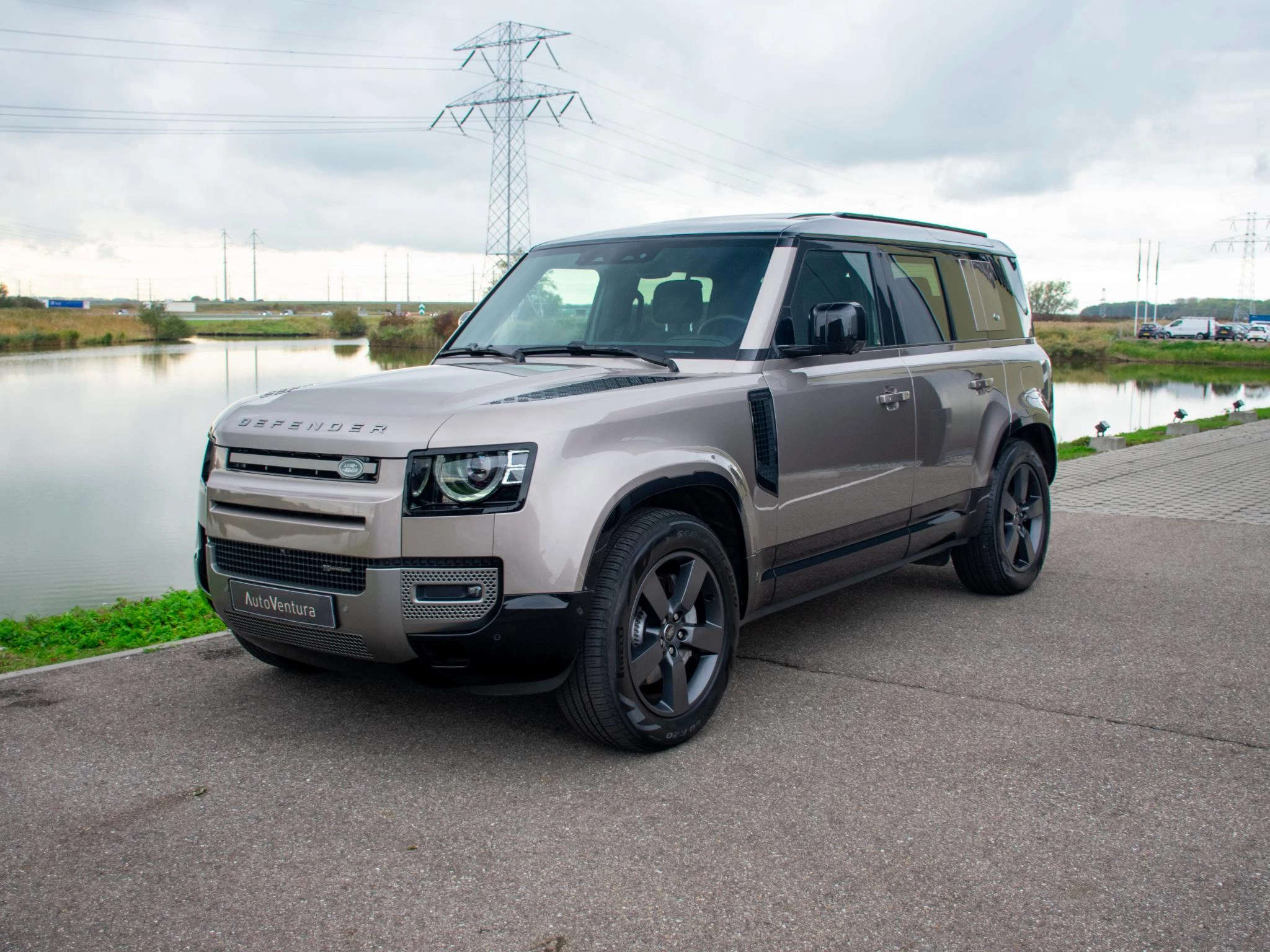 Hoofdafbeelding Land Rover Defender