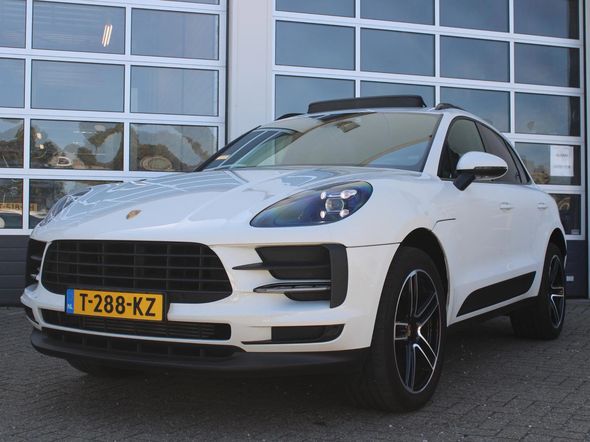 Hoofdafbeelding Porsche Macan