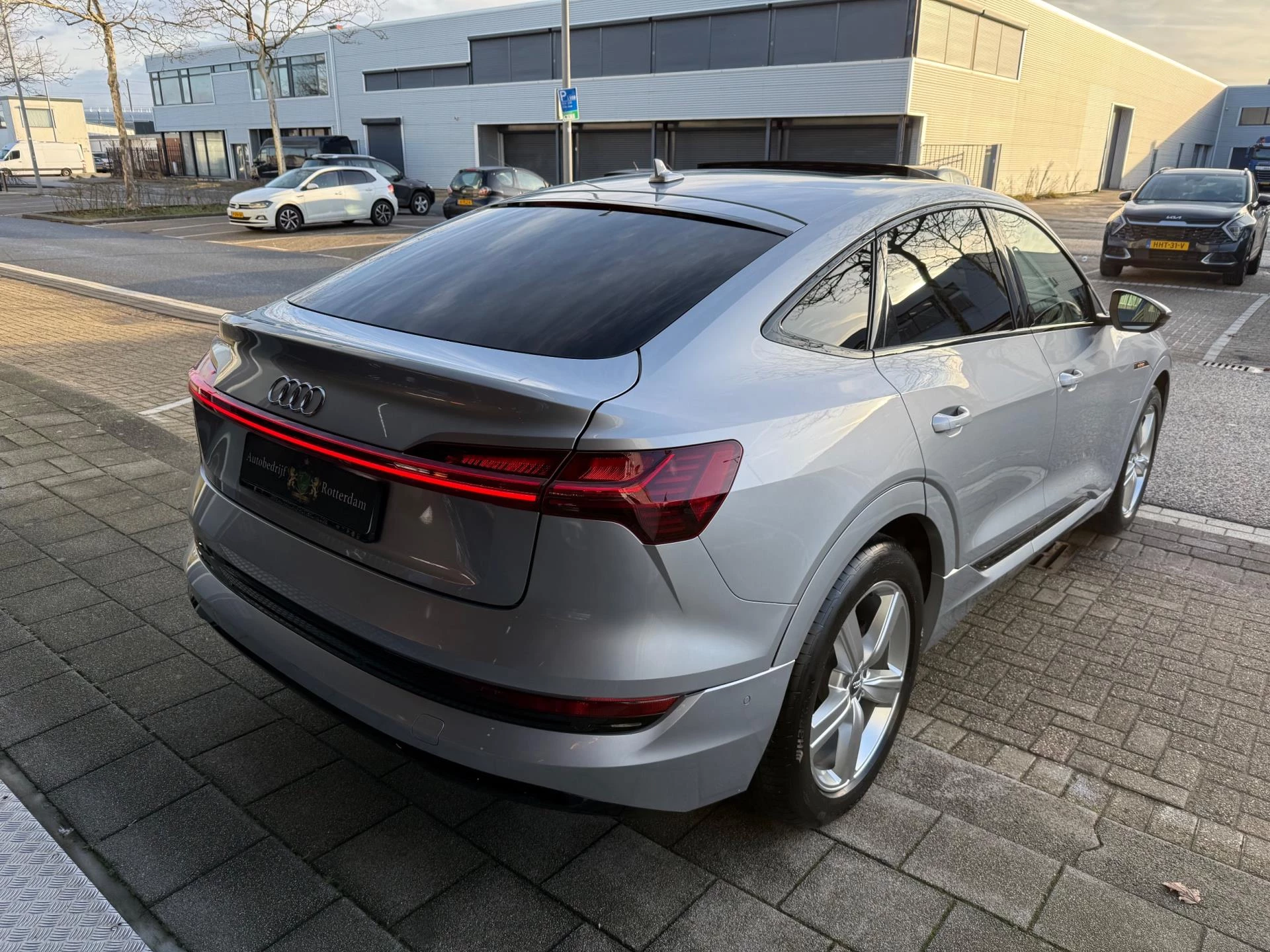 Hoofdafbeelding Audi e-tron