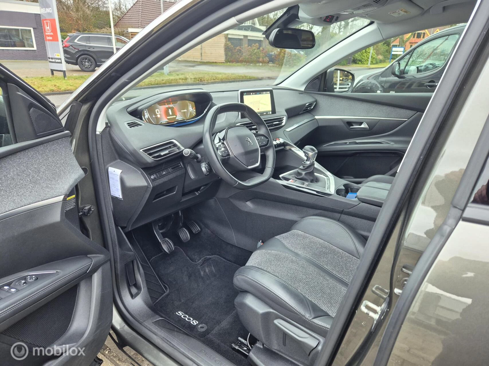 Hoofdafbeelding Peugeot 5008