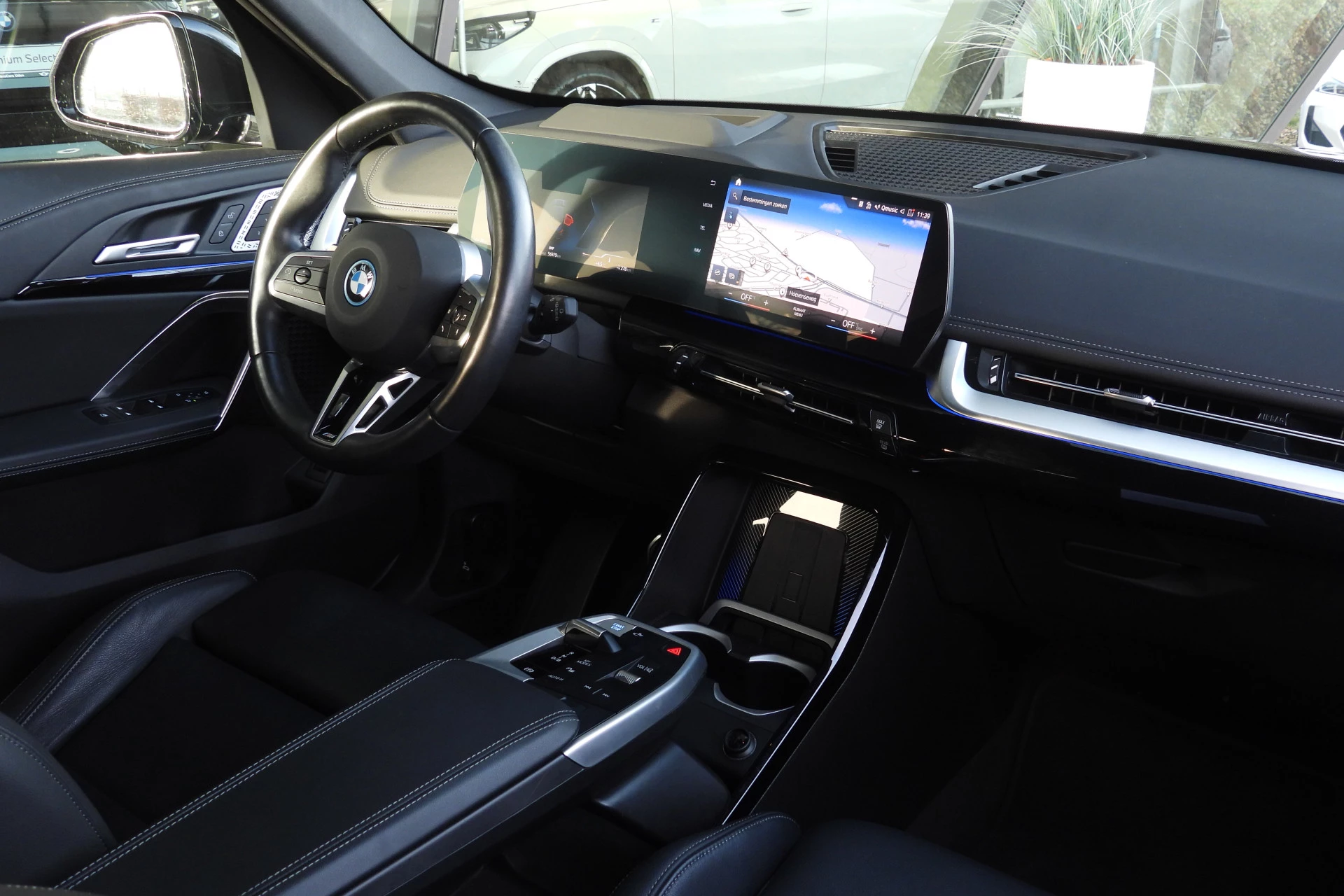 Hoofdafbeelding BMW iX1