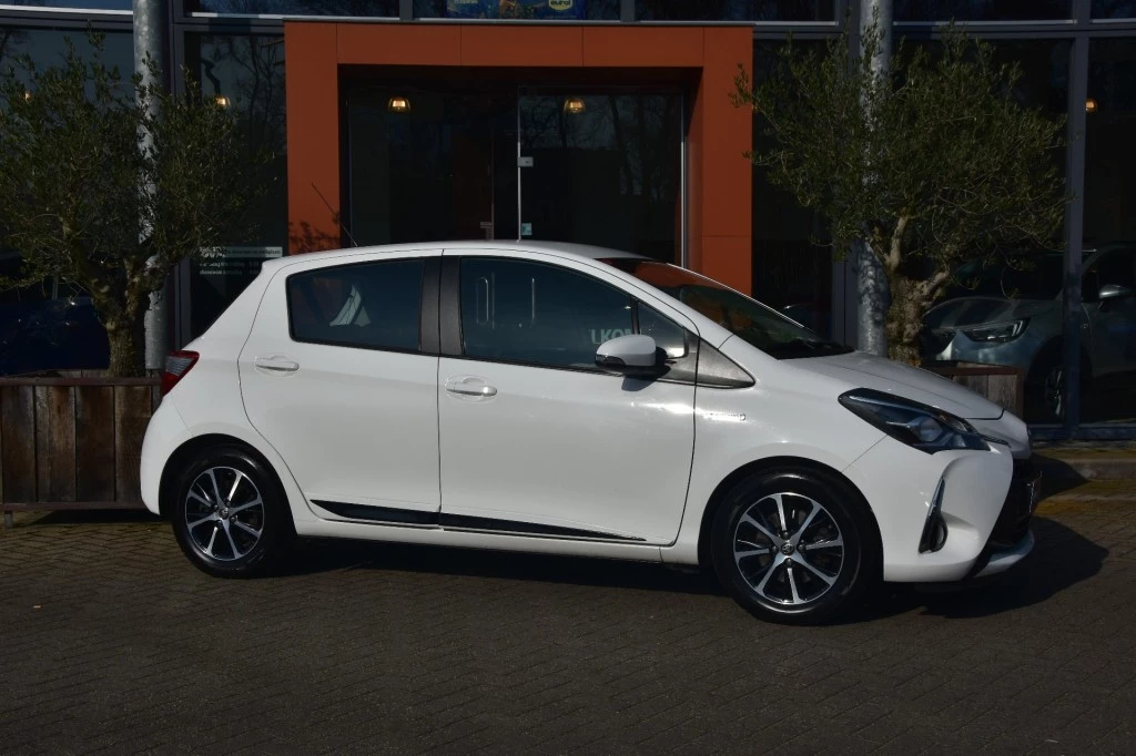 Hoofdafbeelding Toyota Yaris
