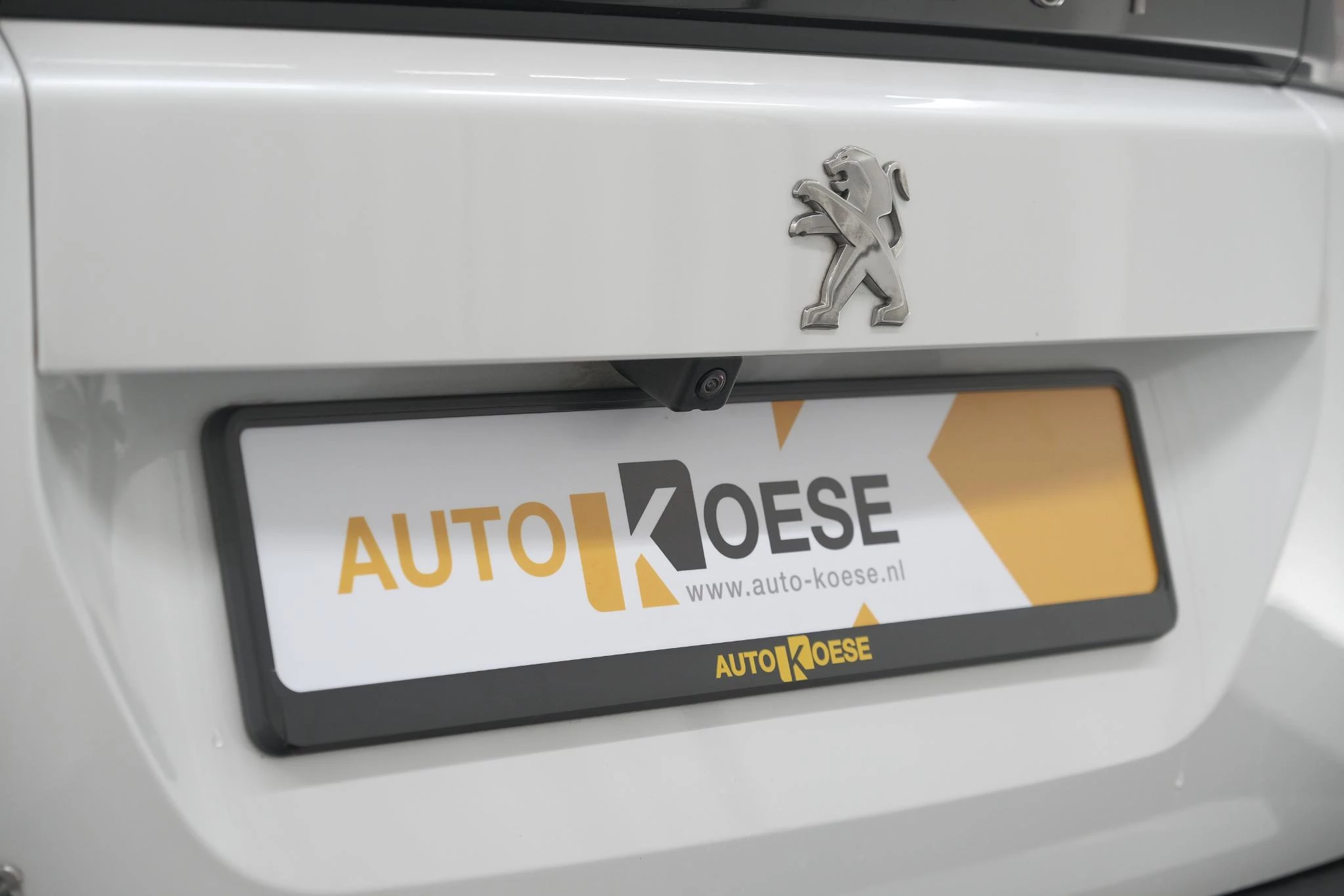 Hoofdafbeelding Peugeot e-2008