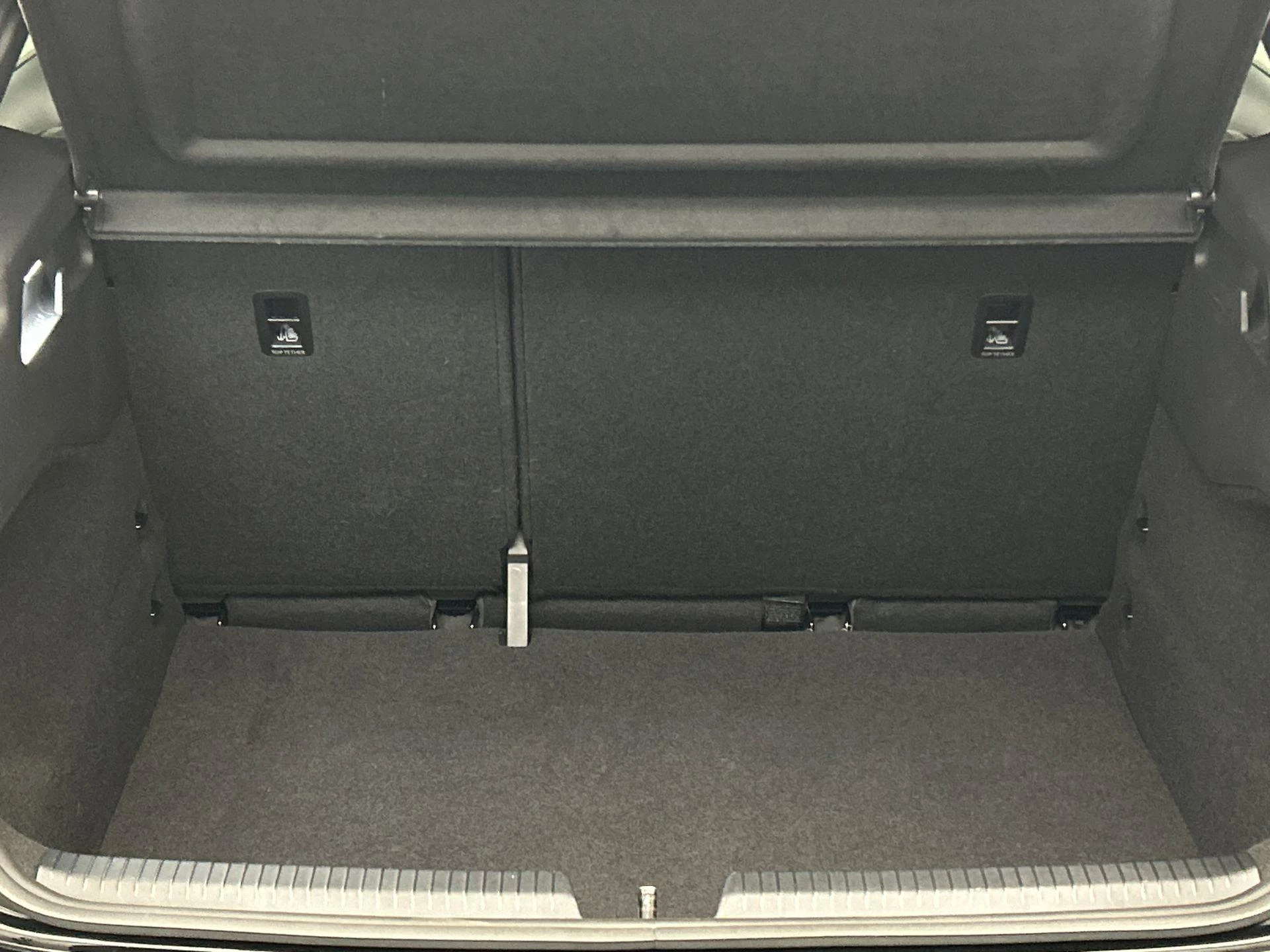 Hoofdafbeelding CUPRA Born