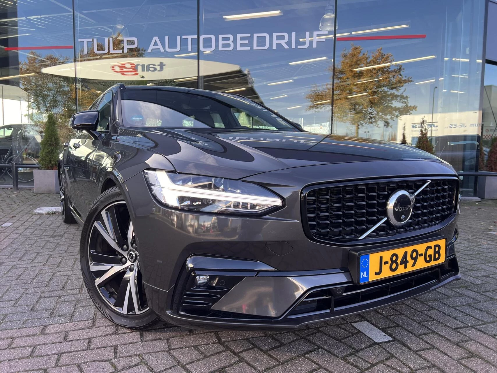 Hoofdafbeelding Volvo V90