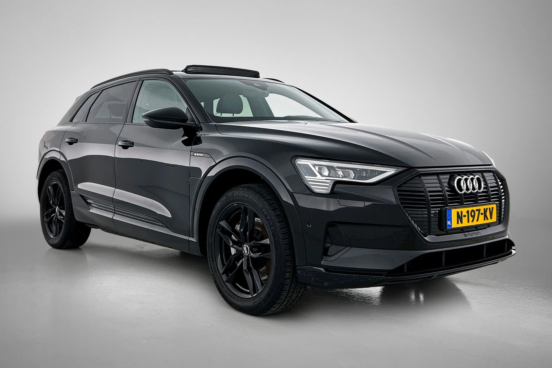 Hoofdafbeelding Audi e-tron