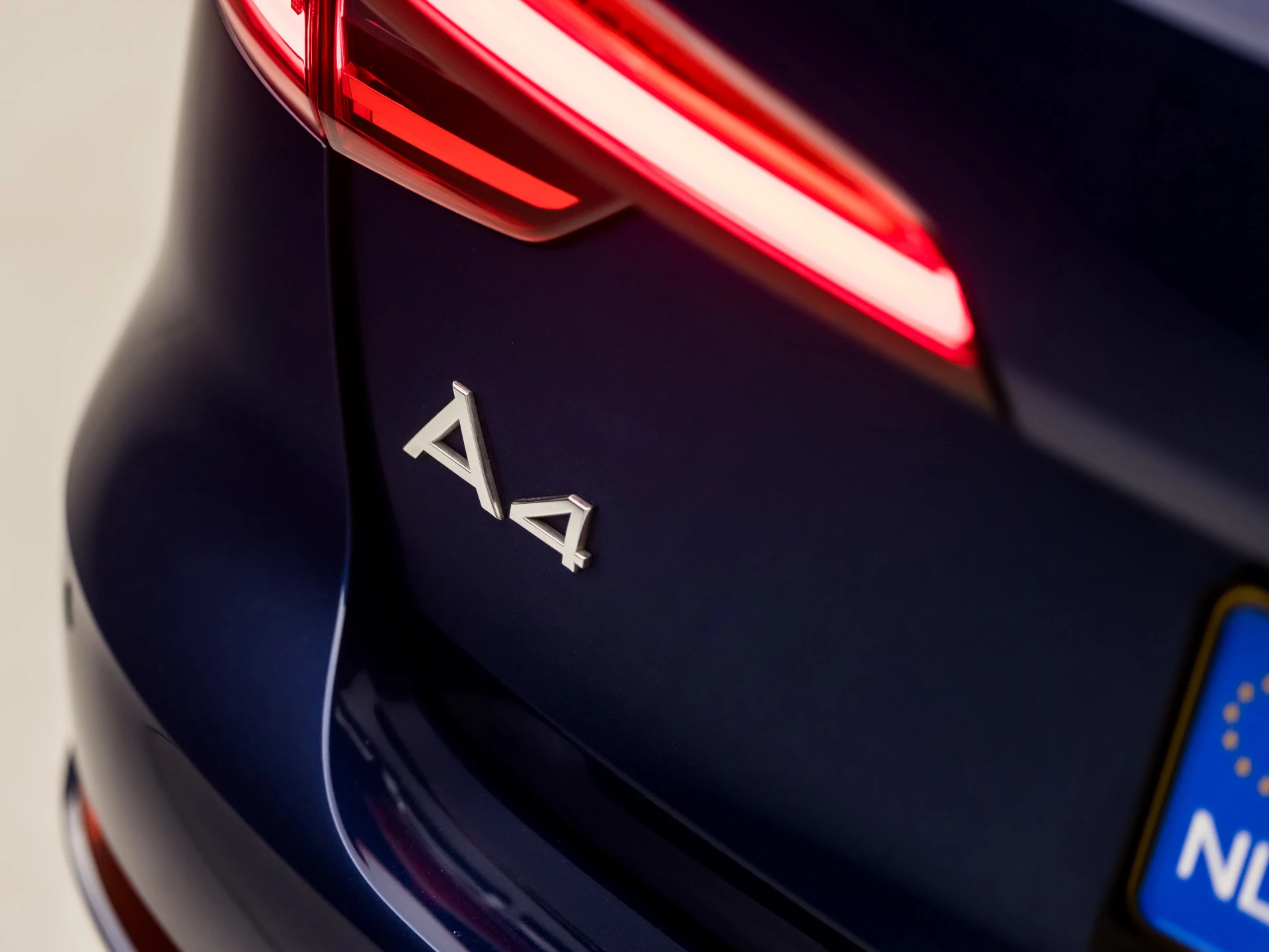 Hoofdafbeelding Audi A4