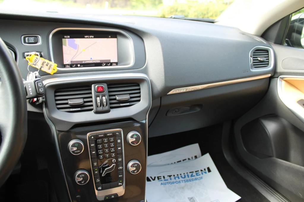 Hoofdafbeelding Volvo V40