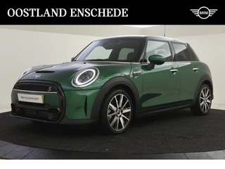 MINI Cooper S Hatchback Classic Automaat / Premium Go Pakket / Sportstoelen / Achteruitrijcamera / LED / Comfort Access / Stoelverwarming