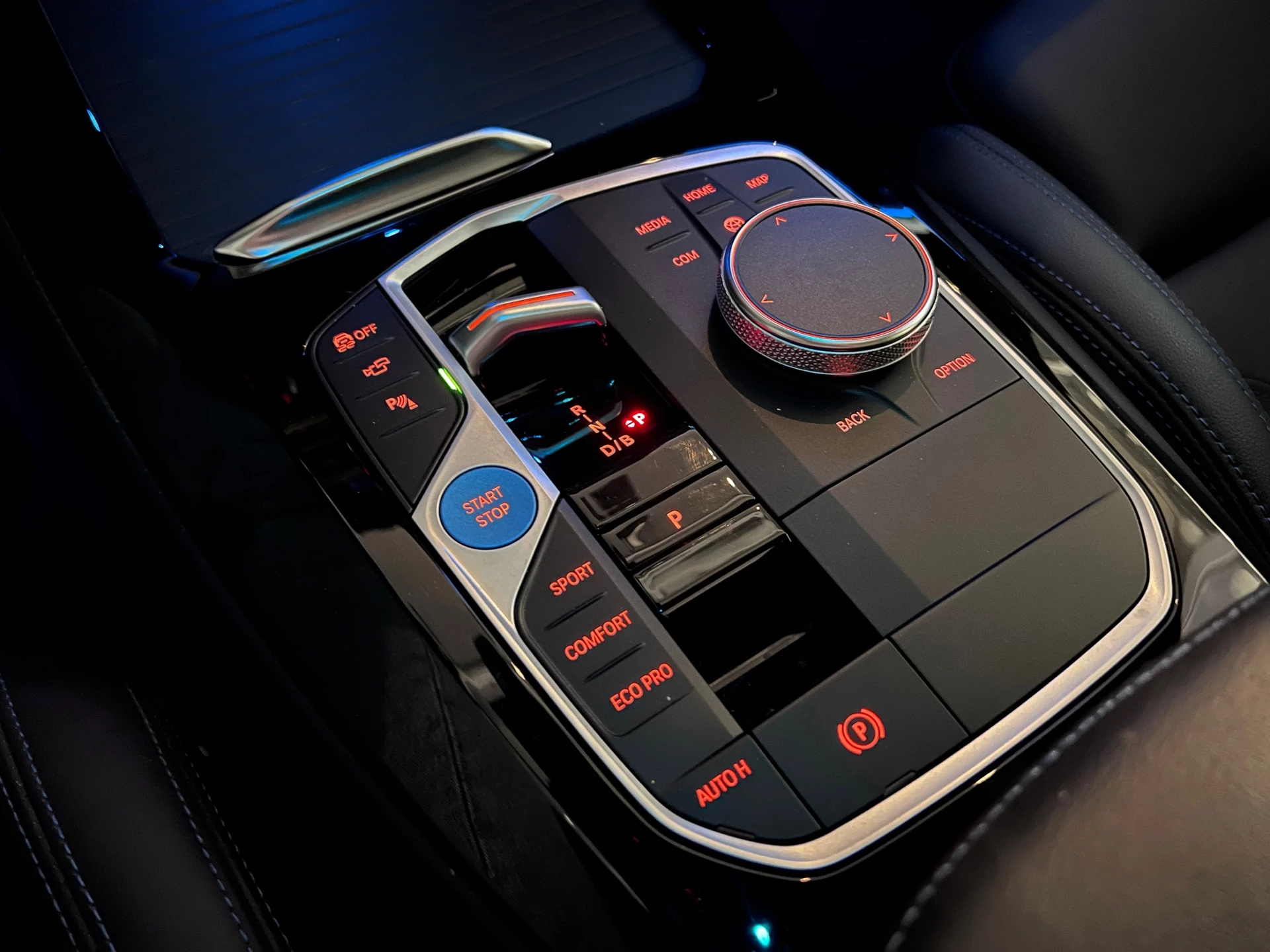 Hoofdafbeelding BMW iX3