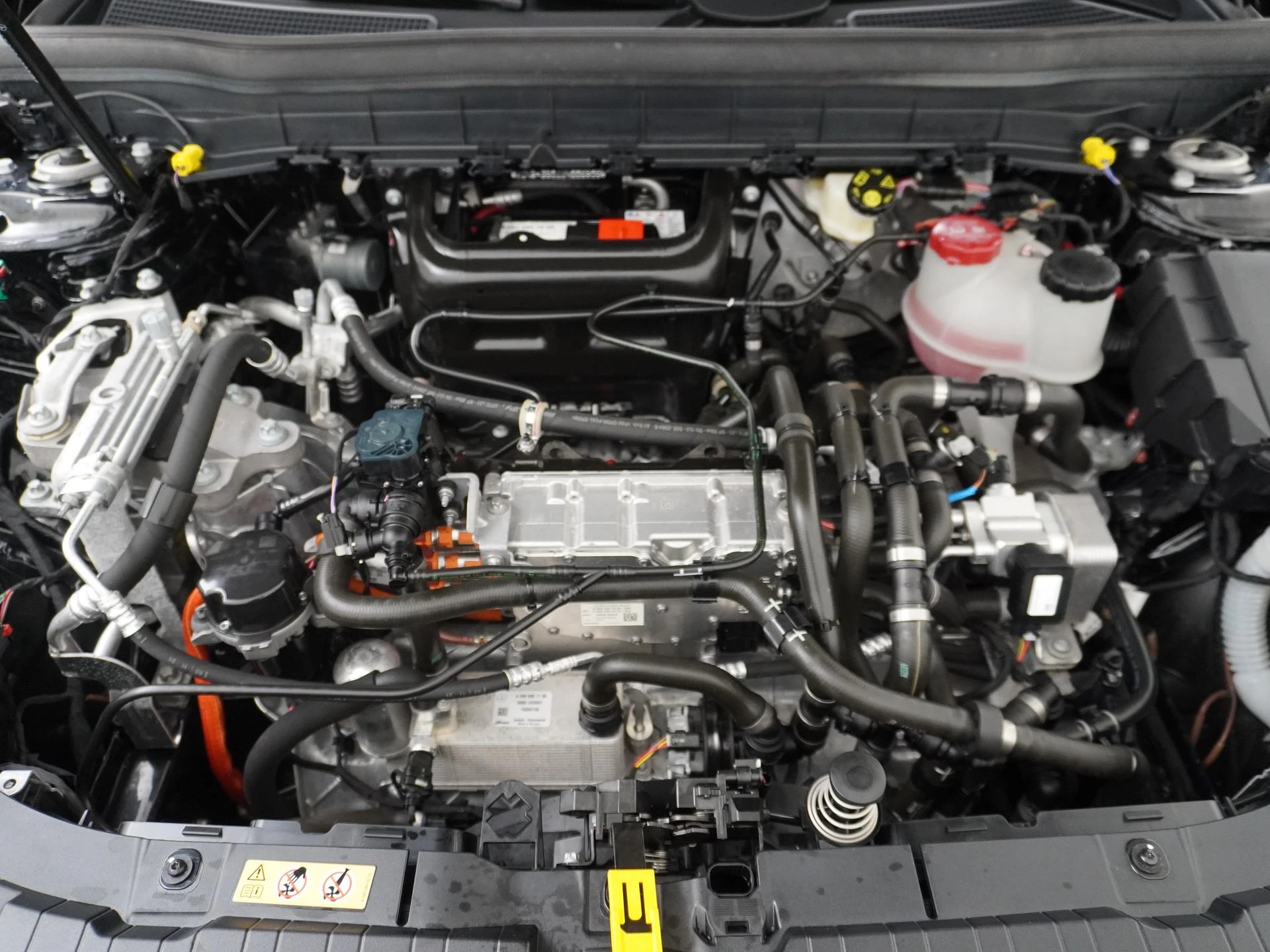 Hoofdafbeelding Mercedes-Benz EQB