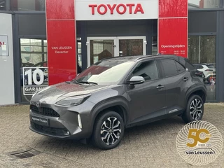Toyota Yaris Cross HYBRID 115 FIRST EDITION APPLE/ANDROID STOEL/STUURVERWARMING NAVI AD-CRUISE PRIVACY-GLASS 17"LM-VELGEN