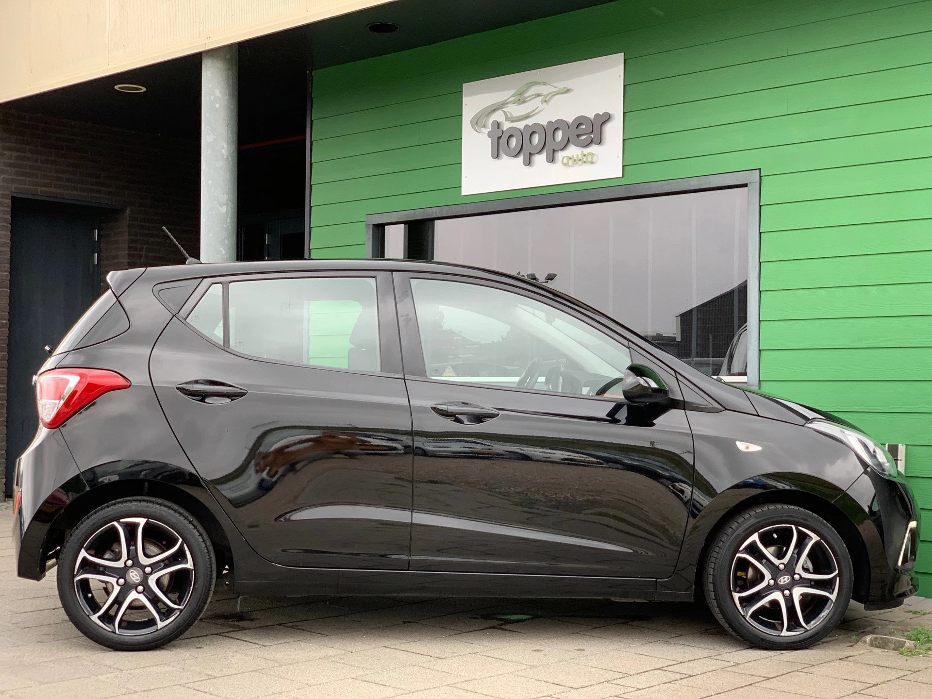 Hoofdafbeelding Hyundai i10