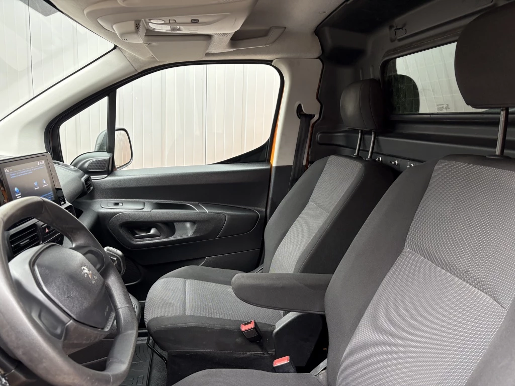 Hoofdafbeelding Peugeot Partner